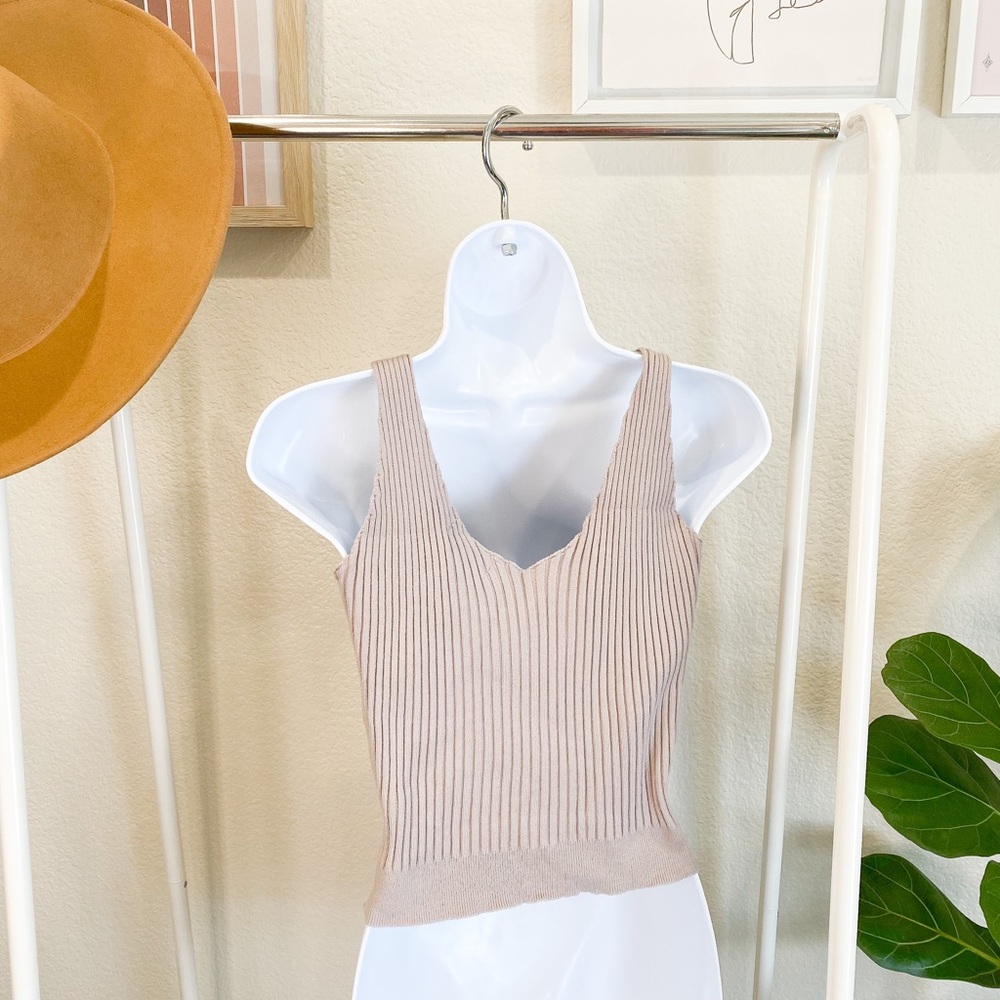 knitted crop top - Picture 7 of 10